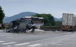 Tai nạn giao thông liên hoàn